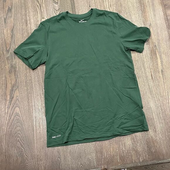 NWOT Nike Dri-Fit Mens T-Shirt Crewneck Short Sleeve Athletic Fit Green Size M - Picture 1 of 5